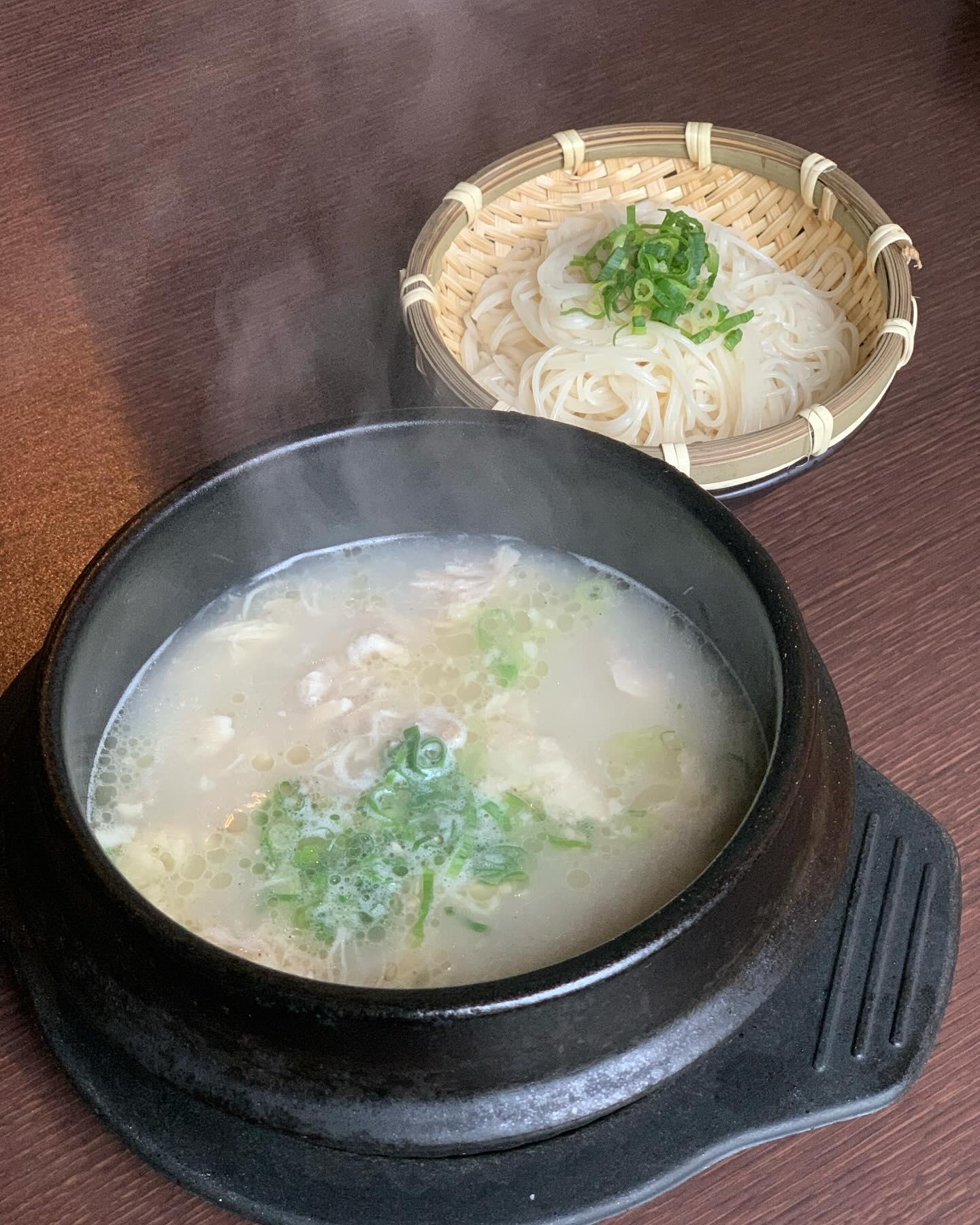 【青山×居酒屋】熱々とりそば！
